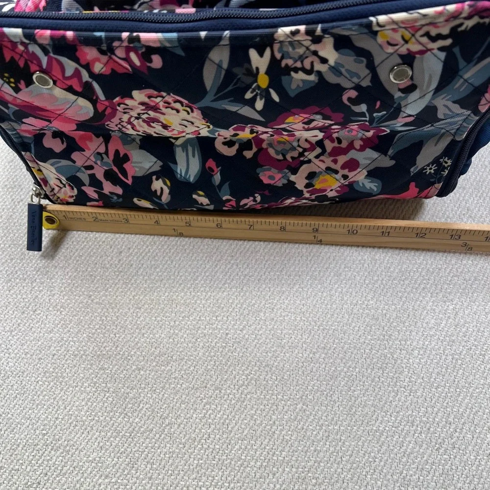 Vera Bradley Quilted Lighten Up Backpack Indiana Blossoms Navy Floral Laptop Ret